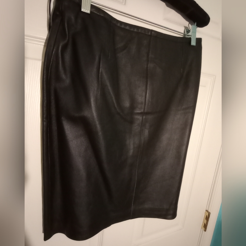 Express leather skirt